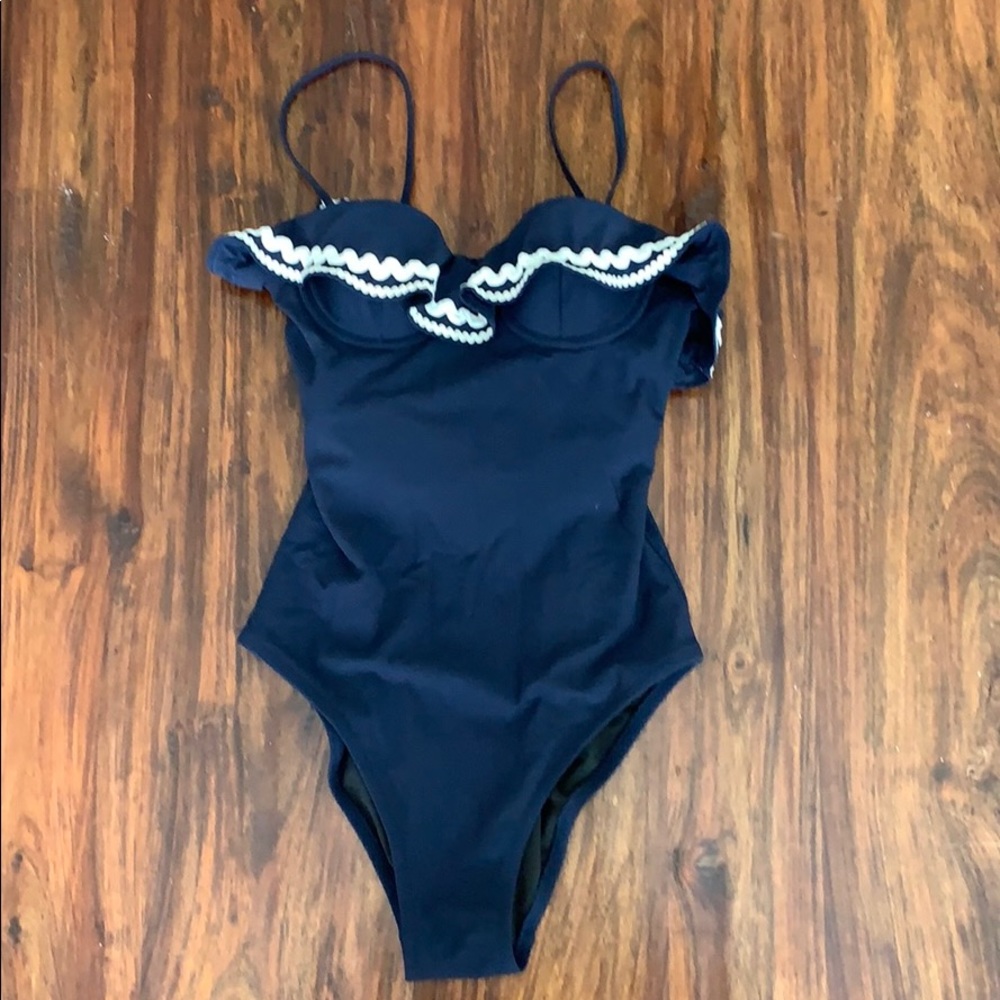 JCrew Ruffle Picque underwire one piece - size 0 - Picture 2 of 4